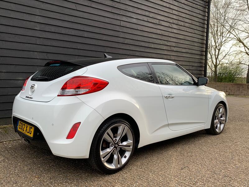 View HYUNDAI VELOSTER 1.6 GDi Sport Hatchback 4dr Petrol DCT Euro 5 (140 ps)