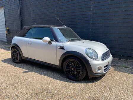 MINI CONVERTIBLE 2015