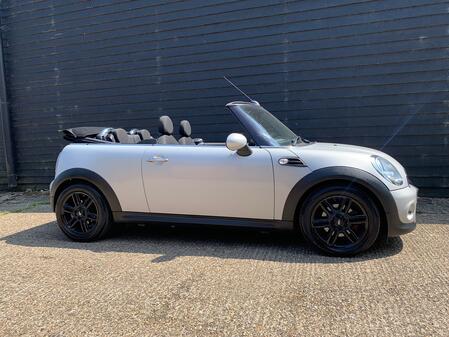 MINI CONVERTIBLE 2015