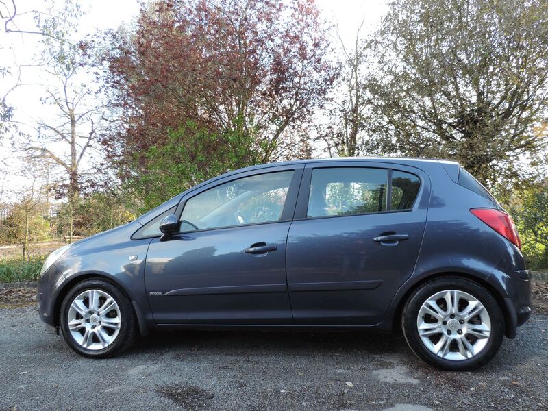 View VAUXHALL CORSA CDTI DESIGN 16V