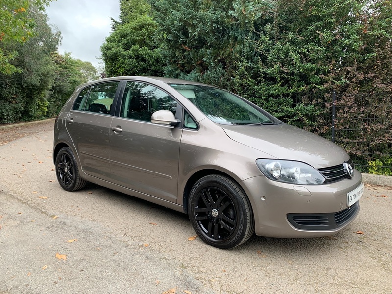 View VOLKSWAGEN GOLF PLUS 1.6 TDI BlueMotion Tech SE 5dr