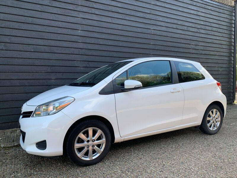 TOYOTA YARIS 1.33 Dual VVT-i TR Euro 5 3dr